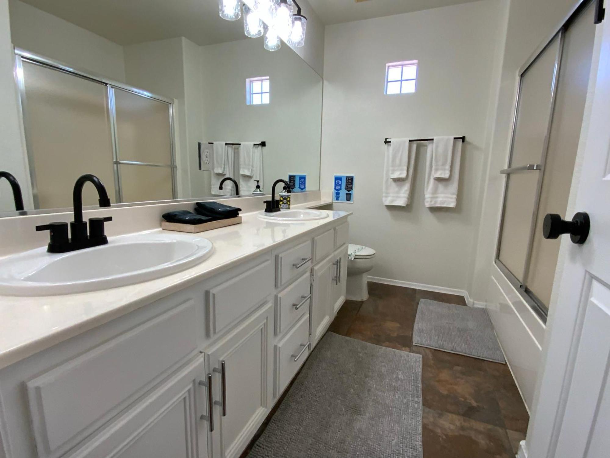 Buddha Gem, Central 6 Bed Room Luxury Home With Pool Hot Tub Game Room And Much More Las Vegas Exteriör bild